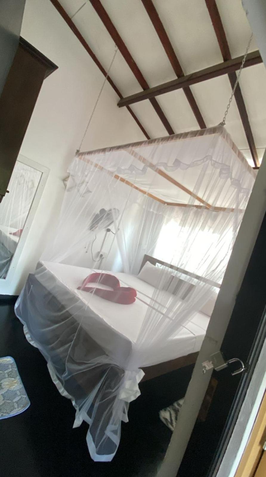 Hiricurry Hostel & Restaurant Dickwella Room photo